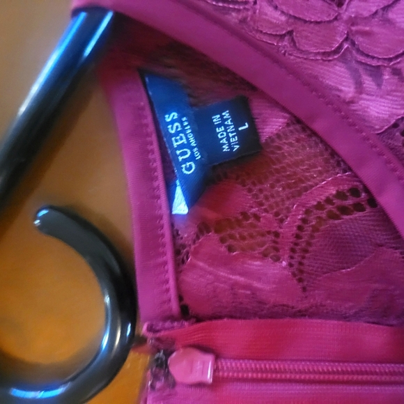 Women's Large GUESS Lace Midi-Dress (Worn Once)! - Picture 3 of 3